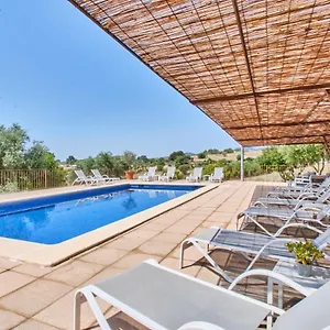 https://can-riera.balearic-islands.net